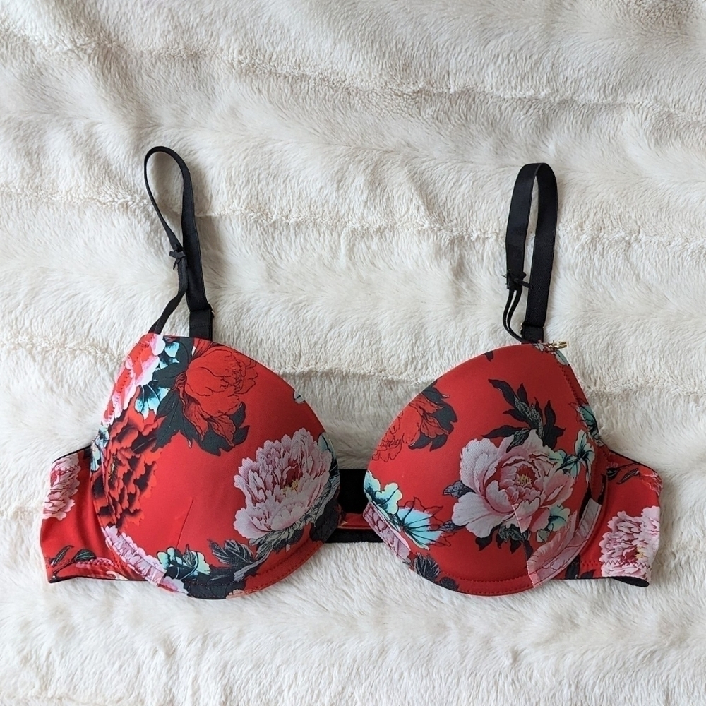 Guess red floral push up bra size 36C